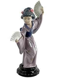 Lladro Porcelain Figure No 4991 "Madame Butterfly"