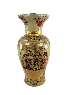 Chinese SATSUMA Style Vase 7 3/4"H