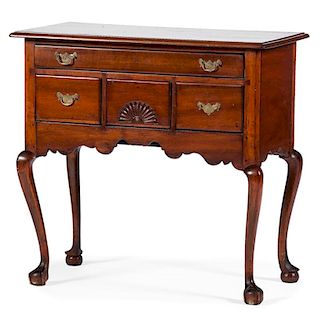 New England Queen Anne-style Lowboy, Plus