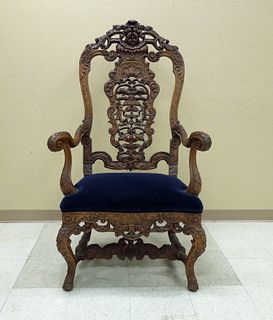 Continental Baroque Walnut Throne Chair 19th/20th C.
