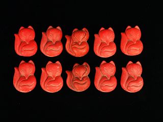 10 RED FOX PENDANTS