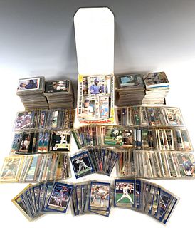 COLLECTION OF 1990'S MLB BASEBALL CARDS