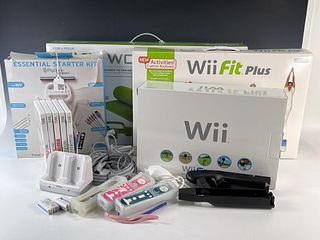 NINTENDO WII CONSOLE AND ACCESSORIES 