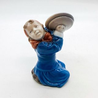 Vintage Royal Copenhagen Figurine, Girl with Pot Covers