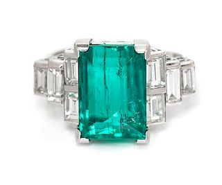 A Platinum, Emerald and Diamond Ring, 5.00 dwts.