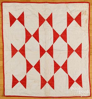 Patchwork bowtie cradle quilt, ca. 1900