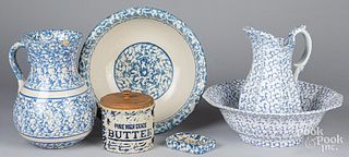 Blue and white spongeware, 19th and 20th c.