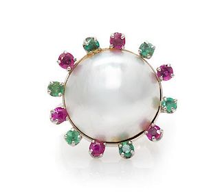 A 14 Karat White Gold, Mabe Pearl, Emerald and Ruby Ring, 5.20 dwts.