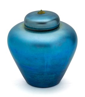 Durand (USA) Art Glass Ginger Jar C. 1920, With CoverH 8.5'' Dia. 8'' H 8.5'' Dia. 8''