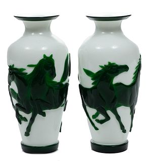 Chinese Pekin Glass Overlay Vases, H 8'' 1 Pair