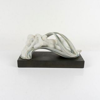 Lladro Sculpture, Love and Desire 1018013