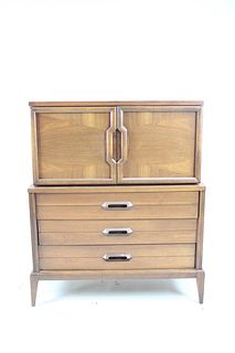 Mid-Century Modern Basic Witz Bona Nova Chest of Drawers Dresser
