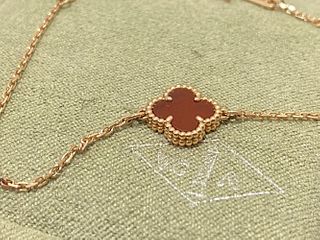 Van Cleef & Arpels Sweet Alhambra Bracelet 18k Rose Gold Carnelian
