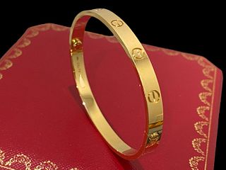 Cartier love Bracelet 18k Yellow Gold Size 19