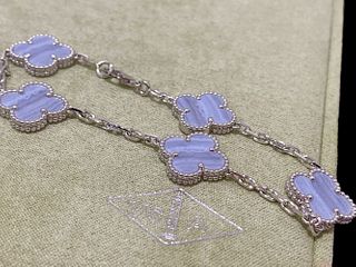 Van Cleef & Arpels Vintage Alhambra bracelet 5 motifs 18k white gold Chalcedony