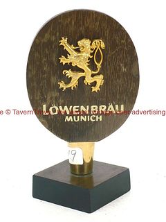 1950s Lowenbrau Munich 5¾ Inch Wood Tap Handle