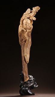 CHENXIANG WOOD CARVED FIGURE STATUE