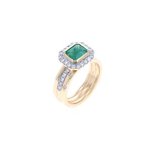 Elegant Emerald & VS2 diamond 18k Gold Ring