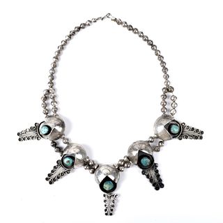 Vintage Native American Sterling Silver Necklace