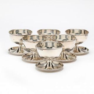 A Set of Six George V Silver Pedestal Bowls