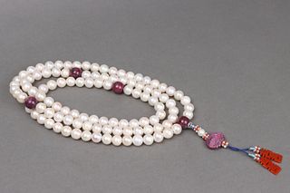 PEARL CARVED NECKLACE