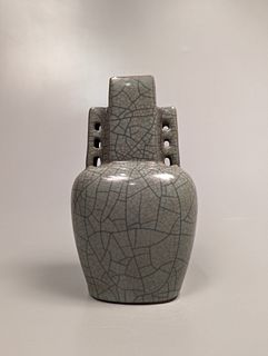 Song-Style Crackle Celadon Bell Form Vase