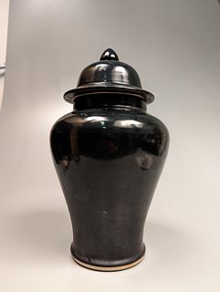 Monochrome Black Porcelain Covered Vase