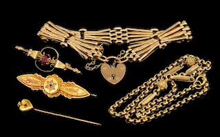 Collection of gold jewellery including 9ct gold gate bracelet, 15ct gold Victorian brooch, gold necklace, gold brooch and a s