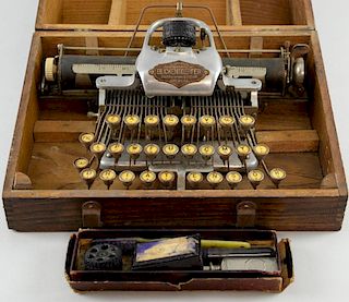 Aluminium featherweight Blickensderfer typewriter, boxed.