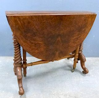 19th century walnut Sutherland table on twin spiral supports