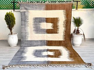 Stunning Authentic White, Brown & Grey Rug