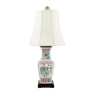 Chinese Famille Rose Porcelain Floral Table Lamp