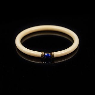 Ivory Bracelet with Sapphire Stone in 14K Gold Setting