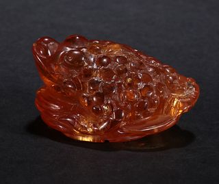 AMBER CARVED c PENDANT