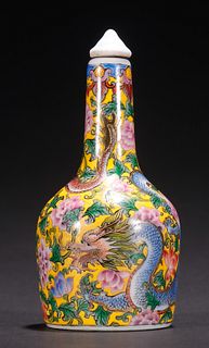 GLASS CARVED DRAGON PATTERN SNUFF BOTTLE