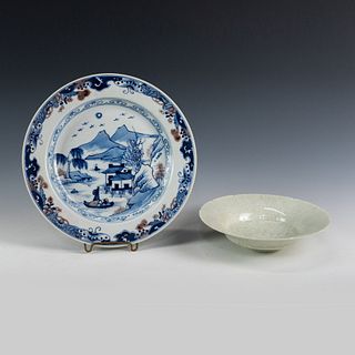 (2) Chinese Celadon Bowl and Blue and White Plate