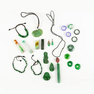 (23) Chinese Jade Jewelry Pieces