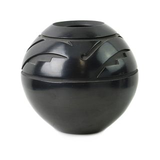 Jeff Roller (b. 1963) - Santa Clara Black Jar with Carved Design c. 2002, 5.25" x 5.5" (P3570-034)