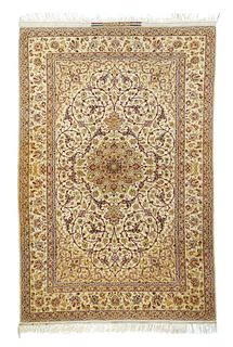 Vintage Isfahan Rug, 4’10’’ x 7’9’’ (1.47 x 2.36 M)
