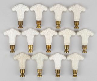ALADDIN BEADED FLEUR-DE-LIS ALACITE LAMP FINIALS, LOT OF 13