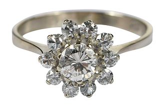 18kt. Diamond Flower Motif Ring