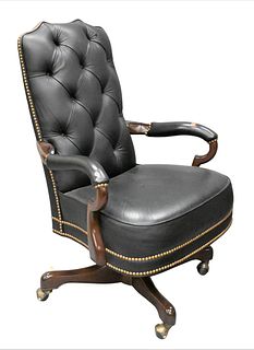 Tufted Leather Executive Swivel Office Chair