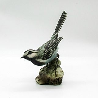 Vintage Kaiser Ceramic Bird Figurine, Wagtail
