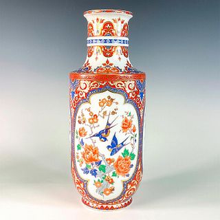 Kaiser Porcelain Vase, Ming, Bluebirds In Spring
