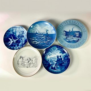 5pc Vintage European Decorative Plates Set