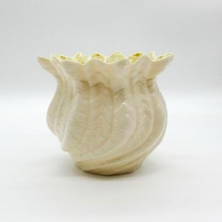 Vintage Belleek Porcelain Neptune Sea Shell Pattern Vase