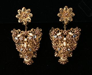 DRAMATIC LARGE VINTAGE 1960 COSTUME JEWELRY EARRINGS