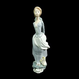 Large Lladro Porcelain Figurine