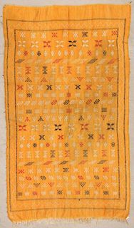 Vintage Moroccan Kilim: 3'11" x 7'1" (119 x 217 cm)