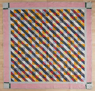 Pieced block pattern quilt, ca. 1900, 81'' x 81''.